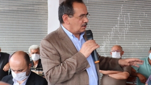 Demir vatandaşlarla bir araya geldi.