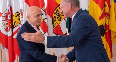 Karner ile Erdil Viyana’da bir araya geldi