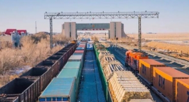 Xinjiang sınır kapısından Avrupa’ya giden tren sayısı 7 bini geçti