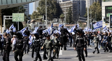 İsrail'de Darbe Sesi