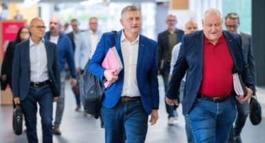 Metal işçileri ve işverenler, dördüncü tur görüşmelerde karşı karşıya geliyor