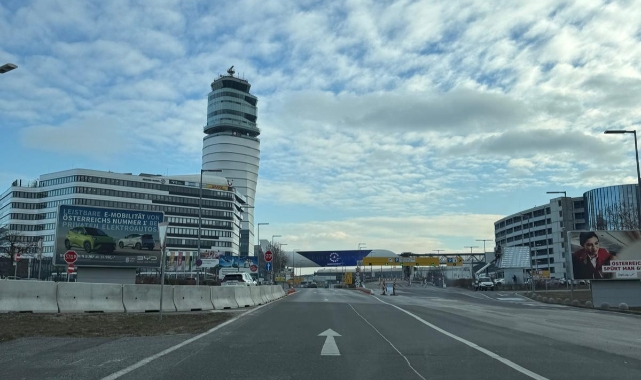 Avusturya Hava Yolları Tahran Uçuşlarını Geçici Olarak Askıya Aldı